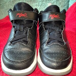 NIKE FLIGHT Youth Sneakers